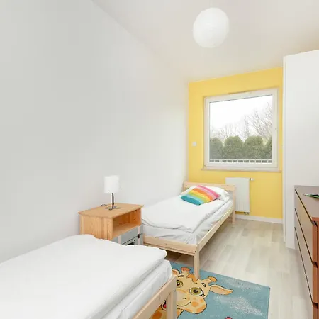 Pastel & Cozy With A Spacious Terrace In By Renters
