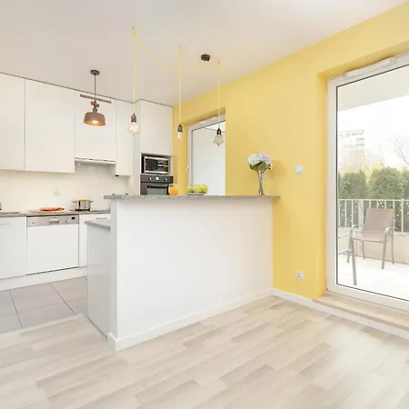 Appartamento Pastel & Cozy With A Spacious Terrace In By Renters *