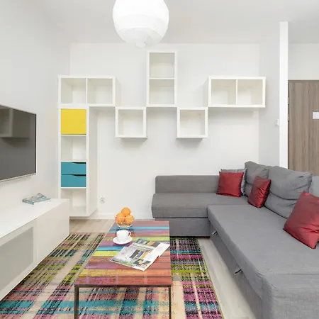 Pastel & Cozy With A Spacious Terrace In By Renters